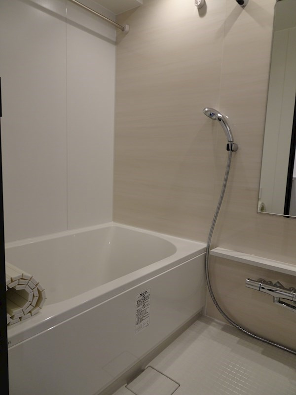 新品家具付きマンション北大塚9(KaGood東京)の浴室
