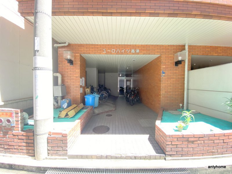 ユーロハイツ高津　仲介手数料無料のエントランス
