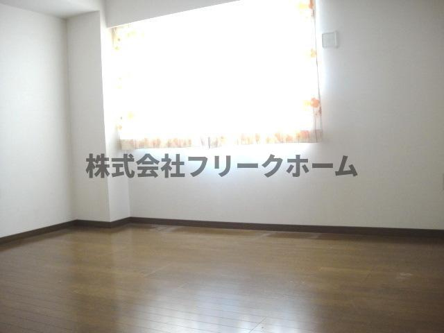 マーベラス東小金井の寝室