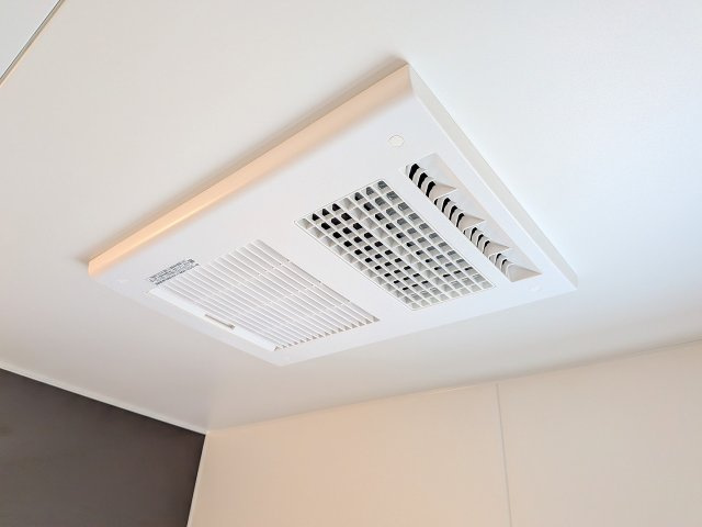 八王子市　小比企町　新築一戸建て　１期の浴室|～浴室暖房乾燥機能付き　遅い時間のお洗濯や、梅雨時期・花粉の時期など大活躍です～