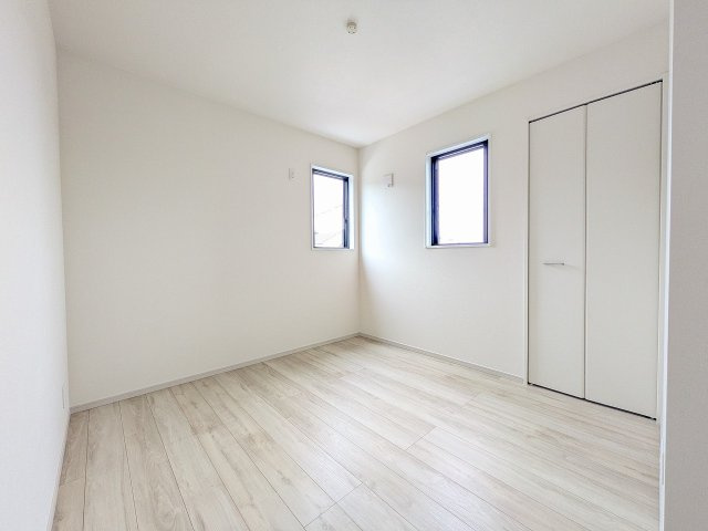 八王子市　小比企町　新築一戸建て　１期の子供部屋|～2階5.2帖の洋室　2面採光で明るく風通しの良いお部屋です～
