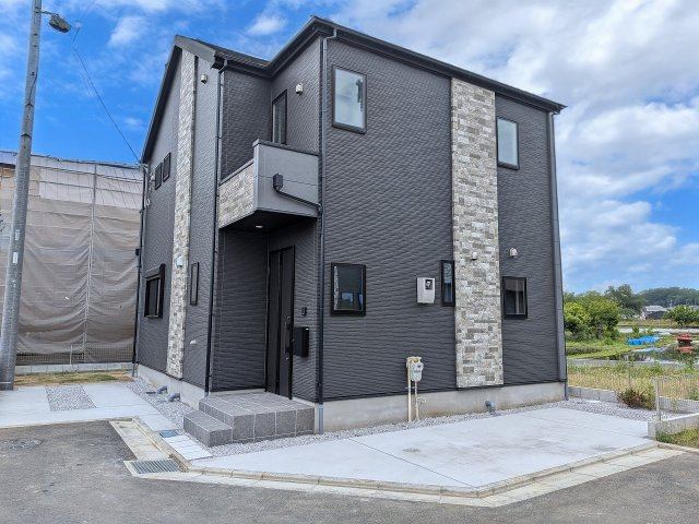 八王子市　小比企町　新築一戸建て　１期の外観|～山田駅徒歩13分　ZEH水準の省エネ住宅　全棟2台駐車可能カースペース付き～