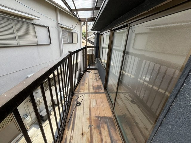 ねこハウスのバルコニー