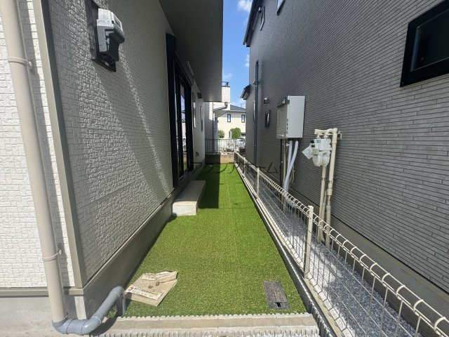 所沢市若狭3丁目・全2棟　新築一戸建　A号棟　～LDK17帖～の庭