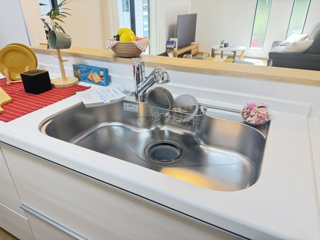 所沢市若狭3丁目・全2棟　新築一戸建　A号棟　～LDK17帖～の設備|浄水器一体型水栓付シンク