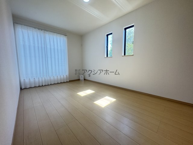 所沢市若狭3丁目・全2棟　新築一戸建　A号棟　～LDK17帖～の寝室|洋室7.5帖