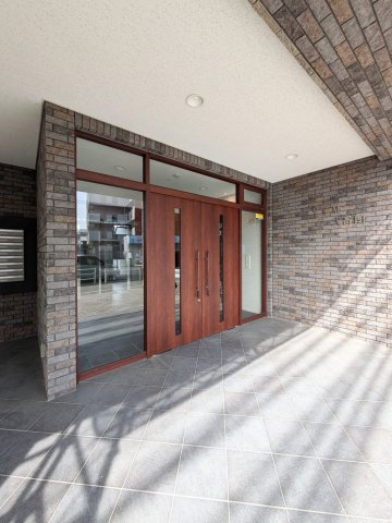 Ｙ‘ｓマンション弐番館のエントランス