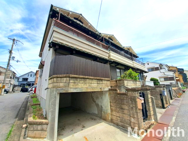 和泉市伯太町４丁戸建て