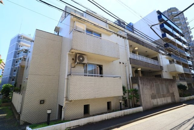 ストーク新丸子１番館の外観