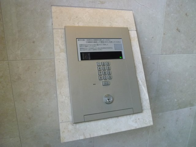 プレサンス難波元町のセキュリティ