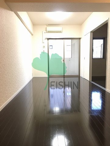 グリュックハイム山王公園の居間・リビング|アレンジ自由自在の広々空間です！