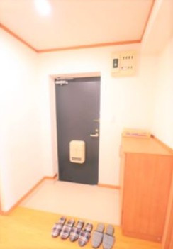 高嶋ハイツの玄関|※現況優先
