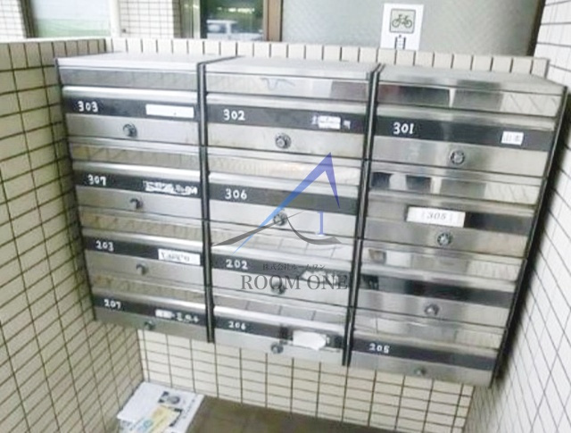 蔵前コーポのその他共用部分|集合ポストです。