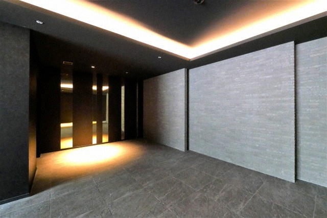 City Lux Namba Southのロビー