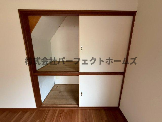 禁野本町1丁目戸建　賃貸の収納|収納のためのスペースです