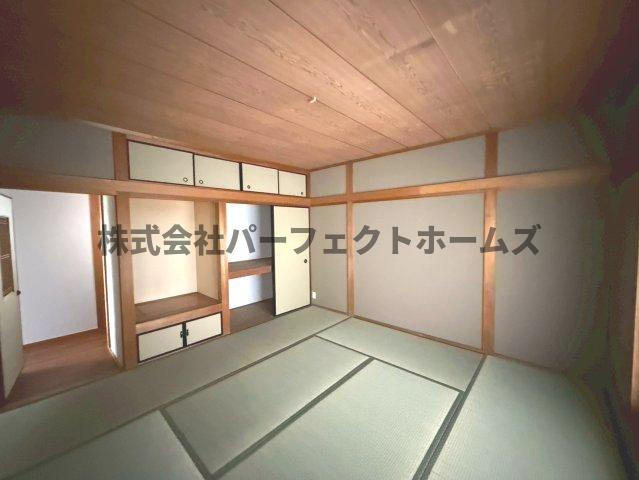 禁野本町1丁目戸建　賃貸の和室|和室があれば、来客や子供用のスペースとして活躍します
