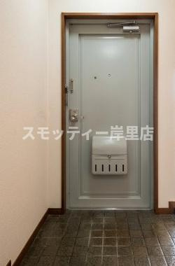 メゾン桜井の玄関