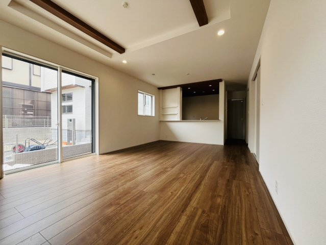 東海市加木屋町鎌吉良根33番32『仲介手数料無料』新築一戸建て・建売の居間・リビング