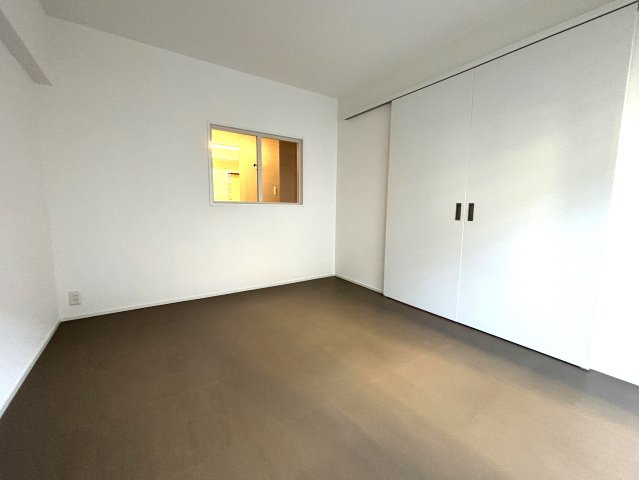 ﾃﾝｸﾞｯﾄﾞ西新eastの居間・リビング