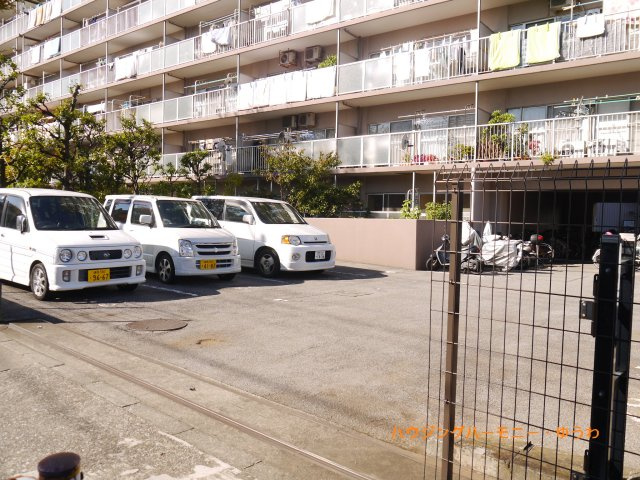 【駐車場】 | 恒陽王子マンション | 自走式の駐車場がありますので、車必須のかたには、安心です。