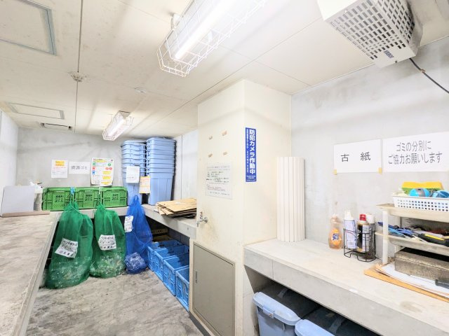 ライジングプレイス浅草弐番館のその他共用部分|～ごみ置き場 写真～