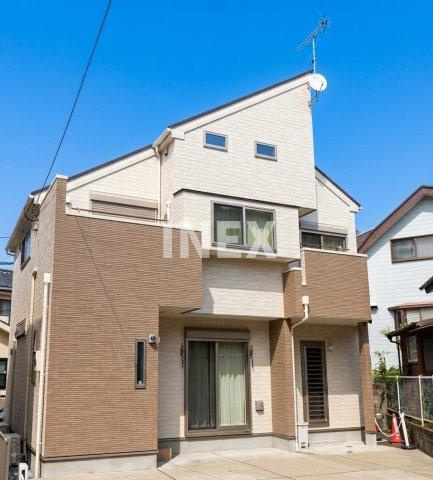 横浜市磯子区岡村１丁目の一戸建て