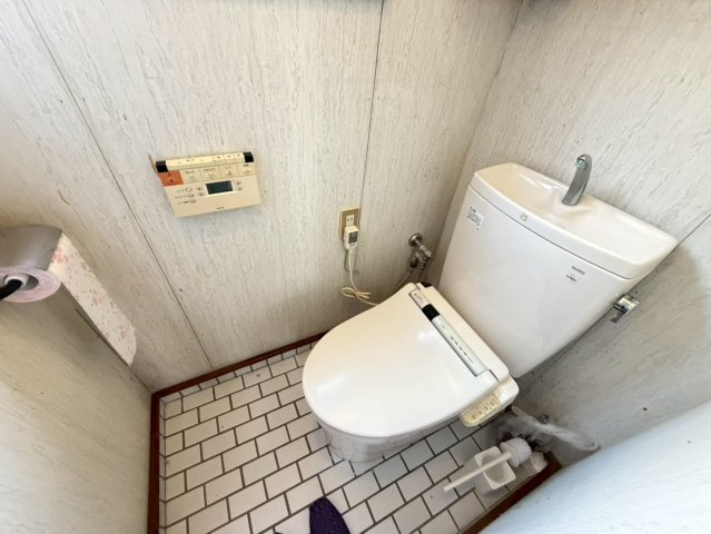 和歌山市木ノ本・中古戸建・54622のトイレ