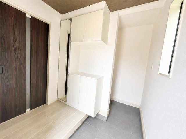 グラファーレ　一宮市木曽川町玉ノ井3期　全2区画分譲の玄関|破られにくい2ロックでピッキング対策に有効。シリンダー自体が不正開錠しにくい構造になっています。