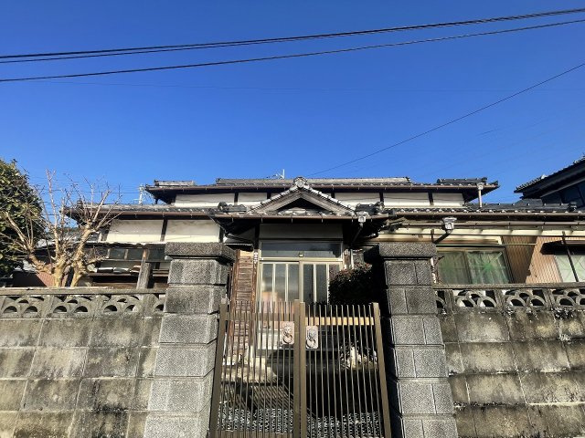 木風町一戸建の玄関