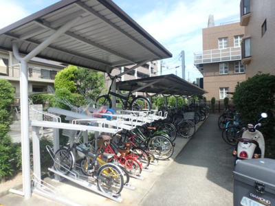 【その他共用部分】 | コンフォール広田 | 駐車場です