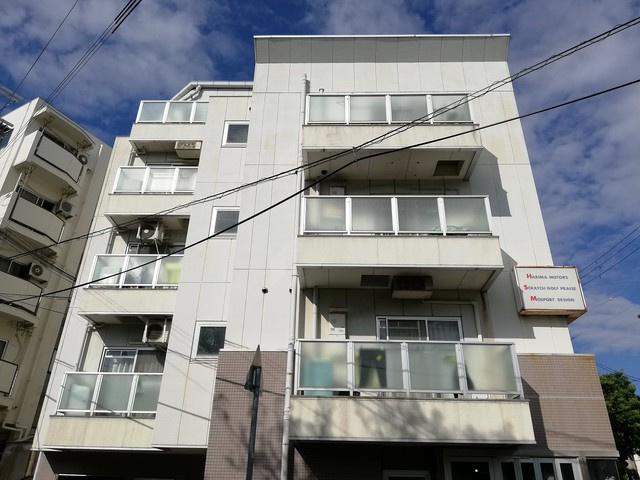 ミストラル摩耶の外観