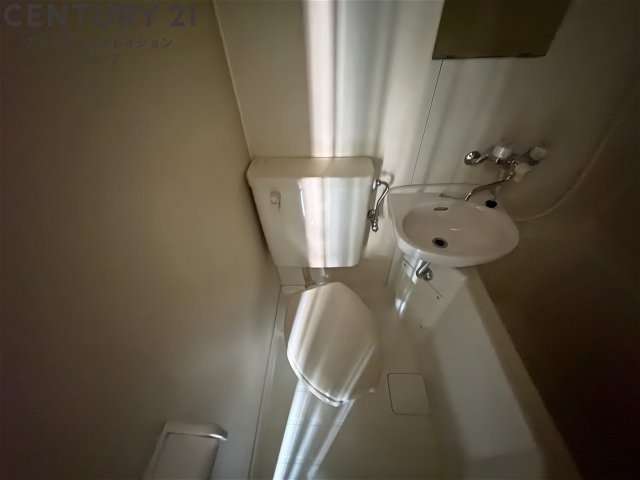 ユニットバスになっている為、掃除が簡単です！