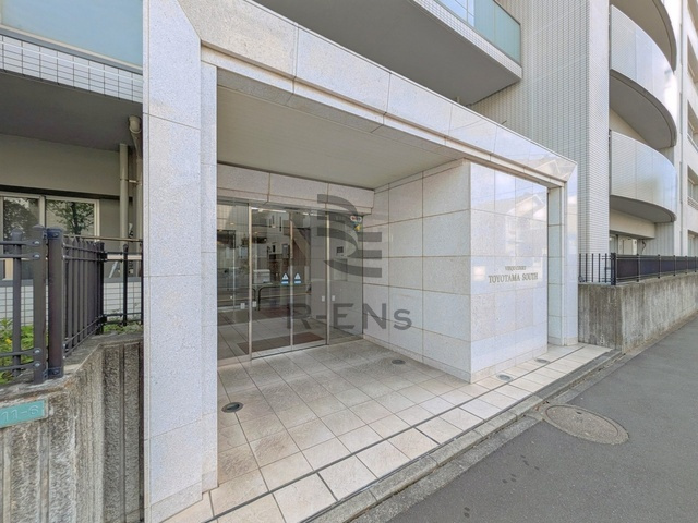  | ヴィークコート豊玉サウス | 落ち着きあるエントランスが、上品な印象を演出します