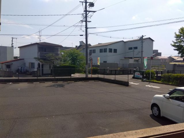 ＭＪマンションの駐車場
