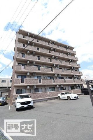 ＭＪマンションの駐車場