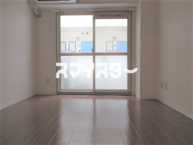 立川市錦町１丁目の賃貸マンションの居間・リビング