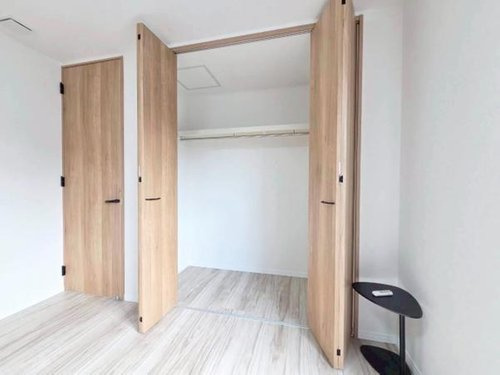 【＆RESORT HOUSE】西国分寺Ⅱ期の洋室|全居室収納完備。お部屋が広く使えますね。