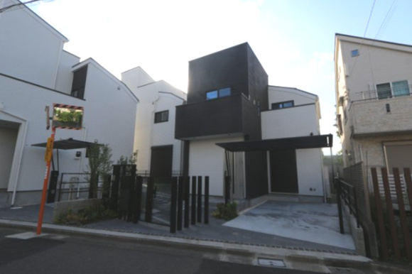 【＆RESORT HOUSE】西国分寺Ⅱ期の外観|リビングダイニングには床暖房完備で、真冬でも足元からぽっかぽか♪