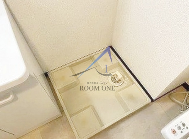 アーバイル三軒茶屋の設備|洗濯機置場です。