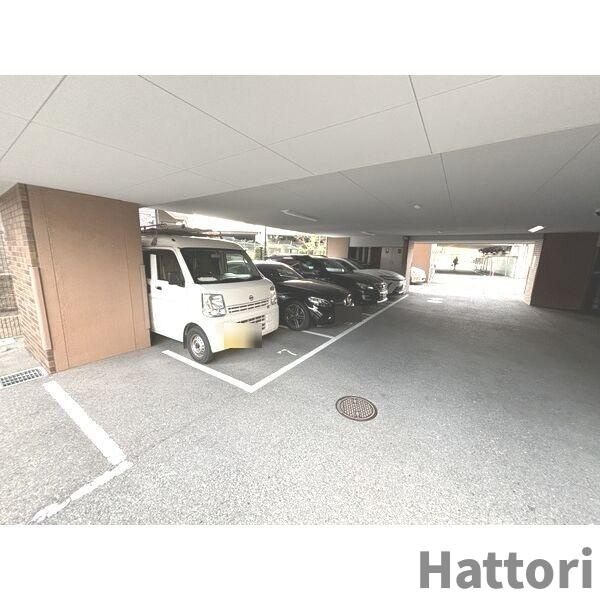 ふじハイツの駐車場