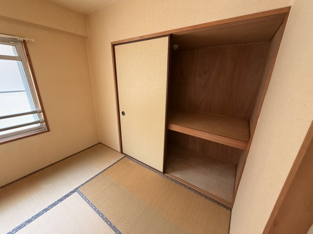 メロディーハイツ長野東の収納