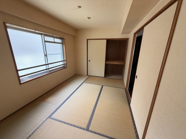 メロディーハイツ長野東の和室