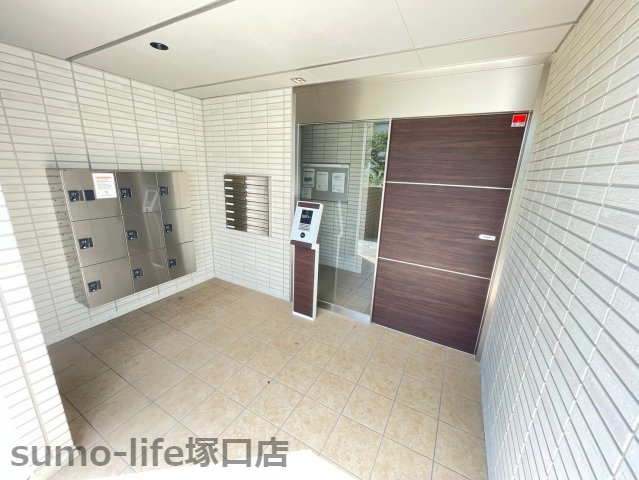 猪名寺CONTINENTEのロビー