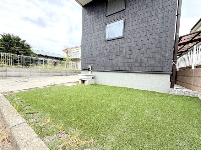 昭島市美堀町２丁目の中古一戸建の庭