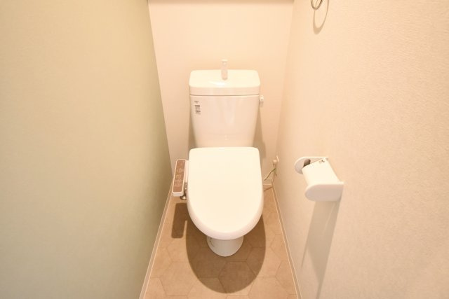 AILE甲東園のトイレ