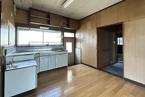 小山町　４DK中古戸建のキッチン