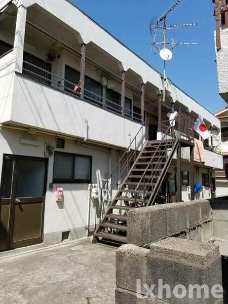中里文化の外観