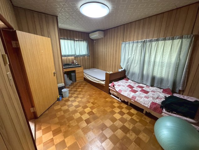 中古戸建　大垣市羽衣町7丁目　昭和55年築の洋室