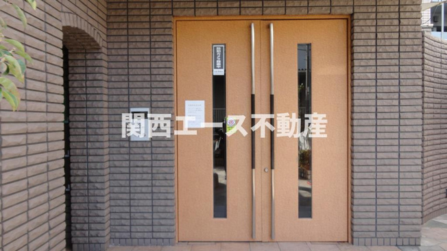 【エントランス】 | アクシス大阪
