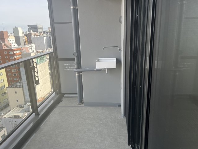 THE ASAKUSA RESIDENCEのバルコニー